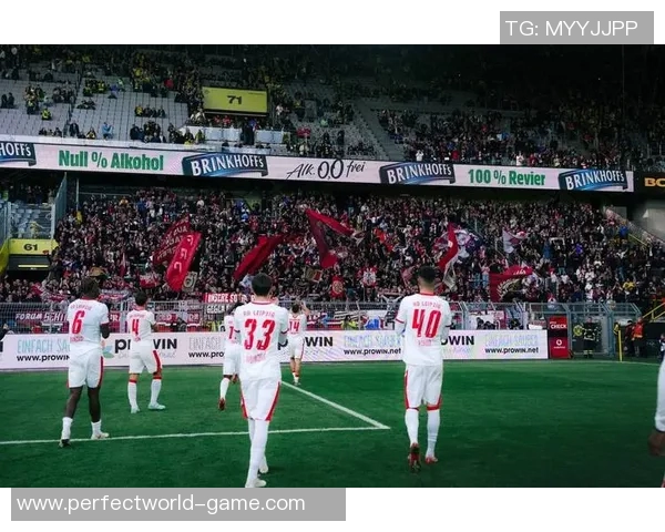 西甲激战莱比锡与尤文图斯握手言和神奇扑救引发转会热议